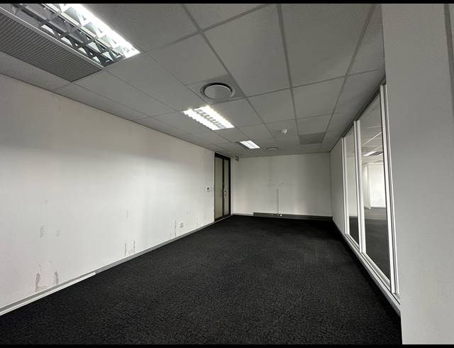 326M² OFFICE TO LET IN ECO PARK ESTATE
